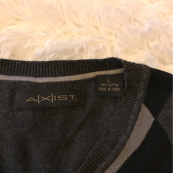 men’s Knitted sweater vest, Large. Argyle pattern - black, grey and white. - Picture 3 of 3